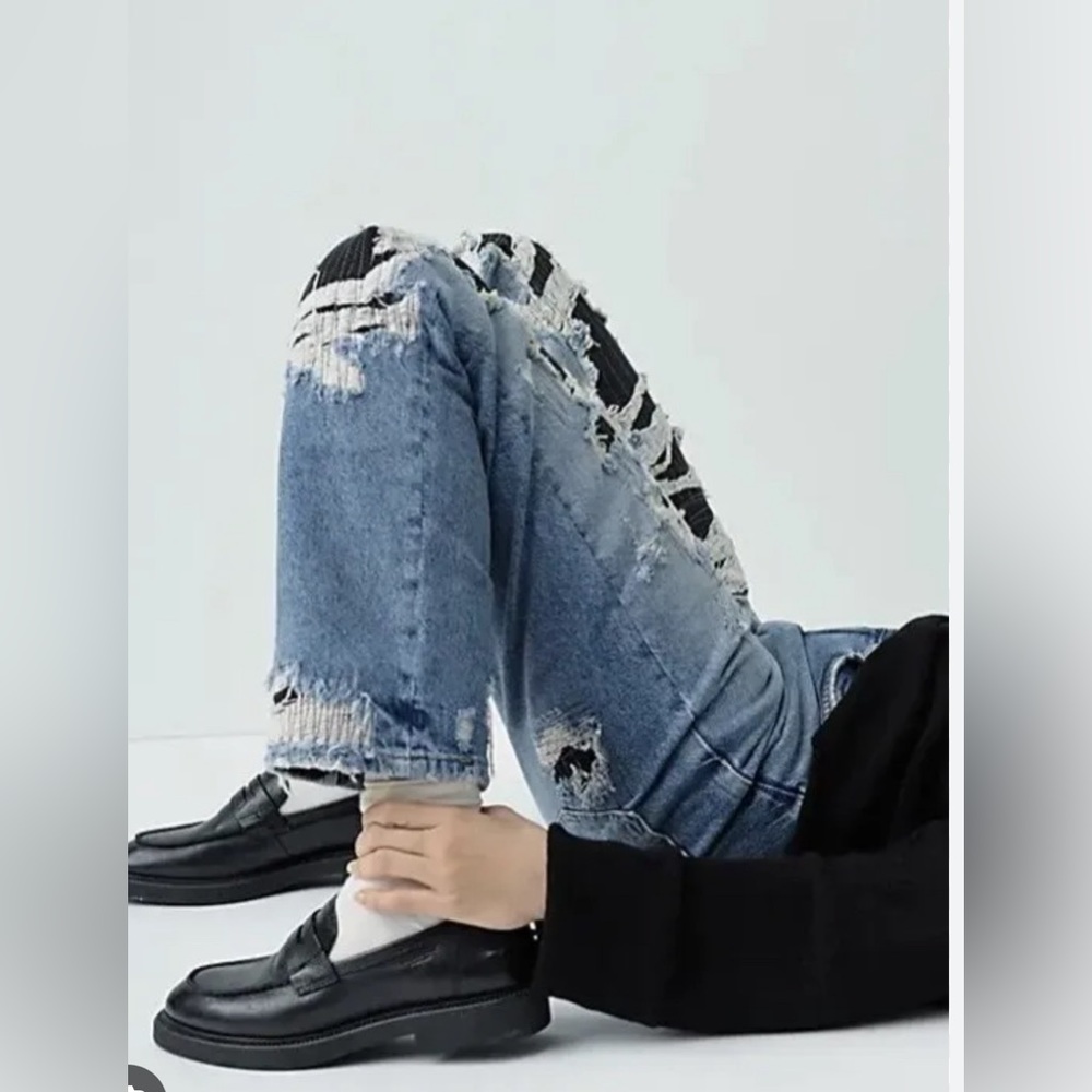 NWOT Free People McCoy Destroyed jeans size 30